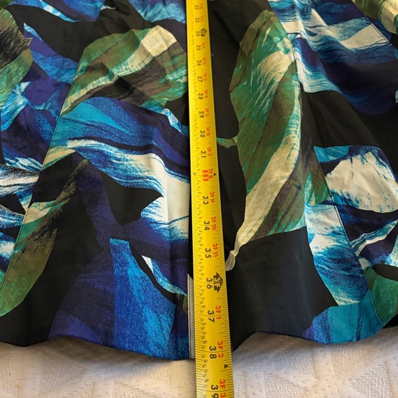 White House Black Market Blue & Green Leaf-Print Midi Dress - Picture 7 of 8